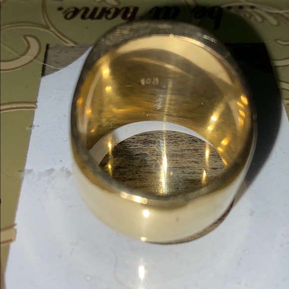 Ring - Picture 3 of 3